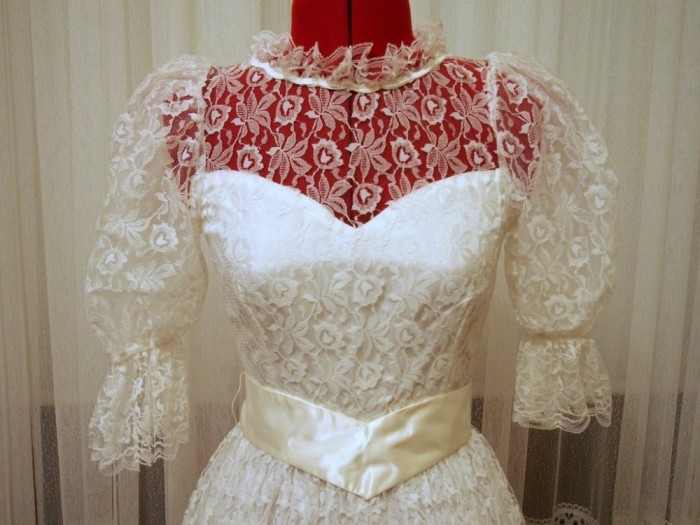 violet vintage wedding dress